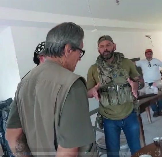 Vídeo Revela Conversa De Roberto Jefferson Com Agente Da Polícia Vídeo Revela Conversa De Roberto Jefferson Com Agente Da Polícia