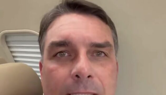 Flávio acusa PT de inventar ataque contra Nossa Senhora Aparecida: “Chegou no poder pela mentira”