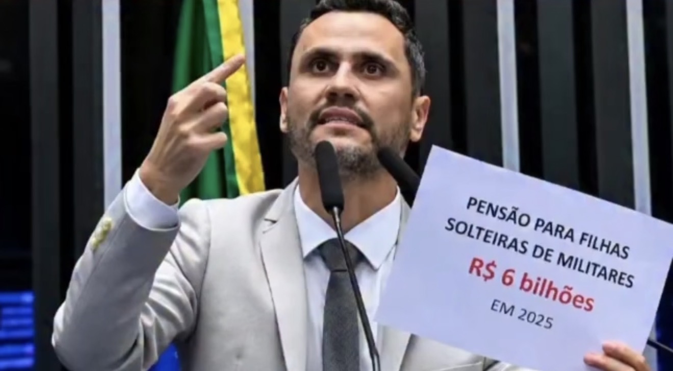 Vídeo: Para estancar a falta de dinheiro para aposentadorias, Cleitinho encabeça luta para acabar com pensão de filhas de militares